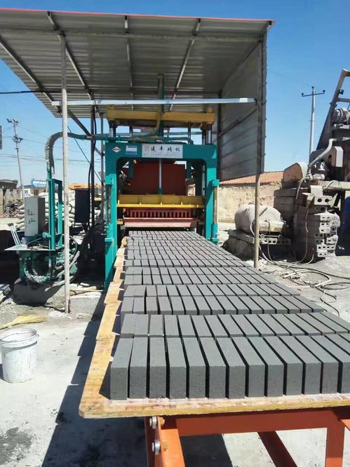 建丰厂家直销，免托板制砖机高清产品图鉴